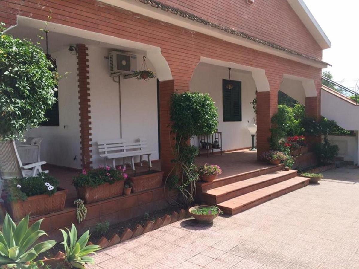 Casa Bedda Apartment Agnone Bagni Bagian luar foto